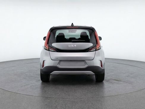 Used 2025 Kia Soul LX w/ LX Technology Package image 7