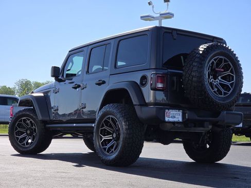 Used 2021 Jeep Wrangler Unlimited Sport AWD/4WD image 11