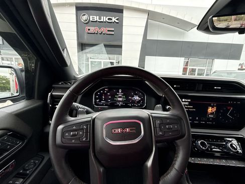 Certified 2024 GMC Sierra 1500 AT4 w/ Technology Package AWD/4WD image 17