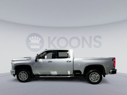 Used 2020 Chevrolet Silverado 2500 High Country w/ Z71 Off-Road Package image 13