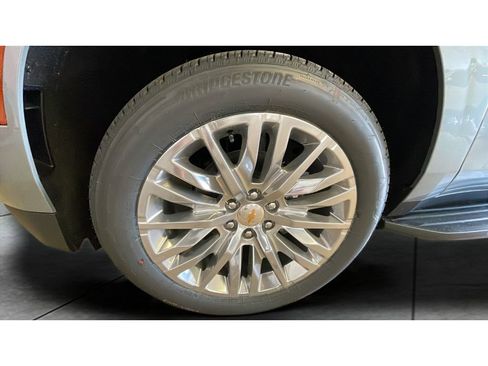 New 2026 Chevrolet Suburban High Country w/ Sun And Tow Package image 21