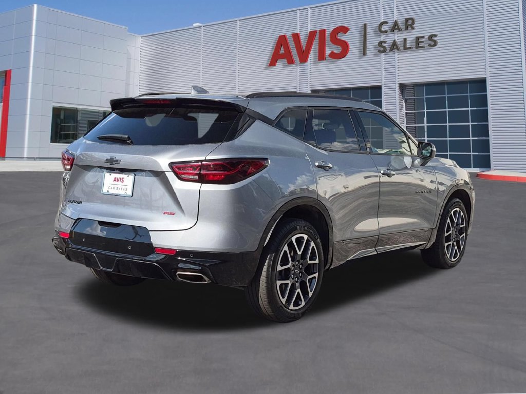 Used 2025 Chevrolet Blazer RS FWD image 6