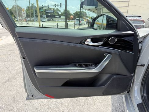Used 2021 Kia Stinger GT-Line AWD/4WD image 11