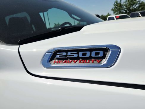 New 2026 RAM 2500 Tradesman AWD/4WD image 17
