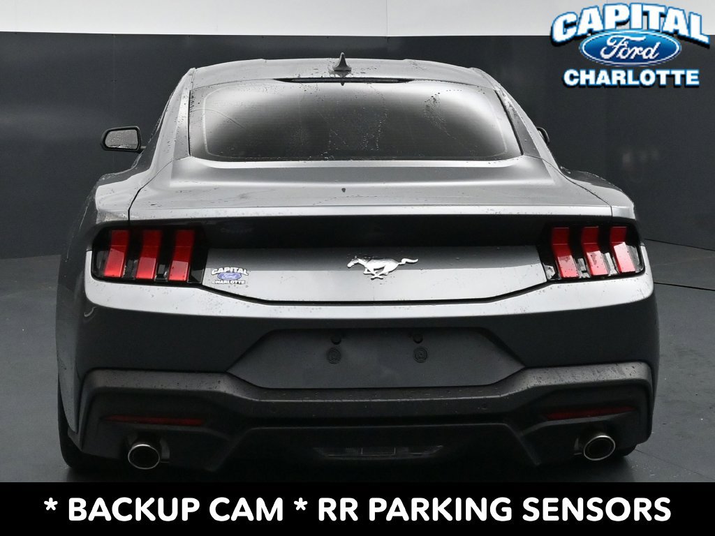 Used 2025 Ford Mustang Coupe RWD image 7
