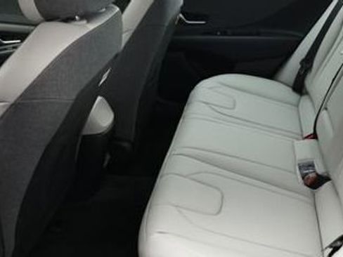 New 2025 Hyundai Elantra Limited image 9