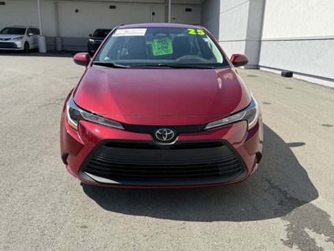 Certified 2025 Toyota Corolla LE FWD image 19