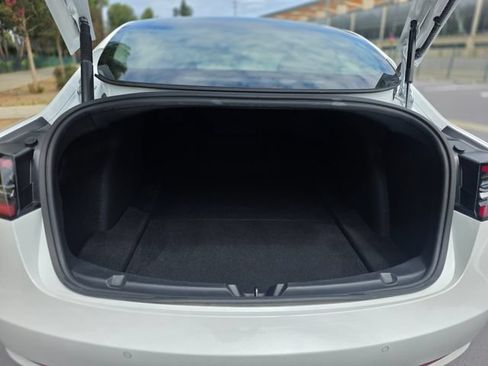 Used 2021 Tesla Model 3 Standard Range Plus RWD image 13