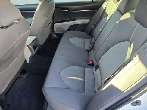 Used 2022 Toyota Camry LE w/ Carpet Mat Package (TMS) image 25