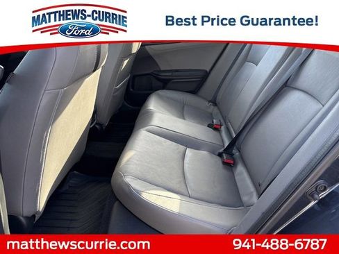 Used 2016 Honda Civic Touring image 12