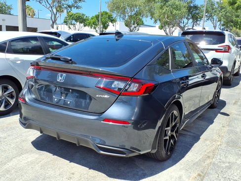Used 2025 Honda Civic Sport image 4