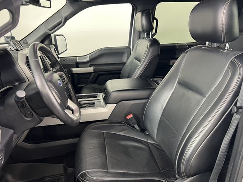 Used 2017 Ford F150 Lariat w/ Equipment Group 502A Luxury AWD/4WD image 15