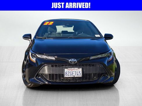 Used 2022 Toyota Corolla SE FWD image 2