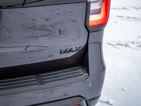 Used 2022 Ford Expedition Max Limited image 13