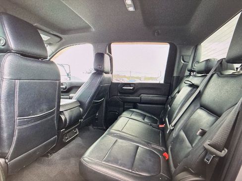 Used 2023 Chevrolet Silverado 2500 Custom w/ Custom Convenience Package image 18