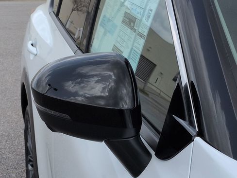 New 2026 Nissan Rogue Platinum image 13