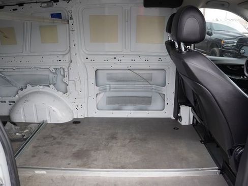 Used 2021 Mercedes-Benz Metris image 20