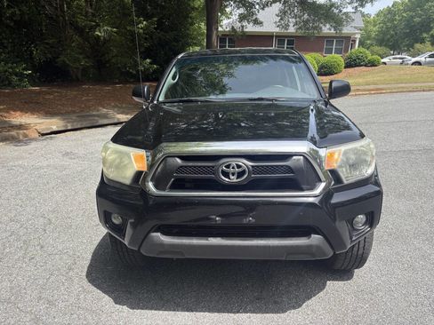 Used 2015 Toyota Tacoma PreRunner w/ SR5 Package RWD image 11