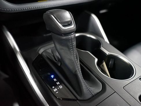 Certified 2023 Toyota Highlander XLE image 21