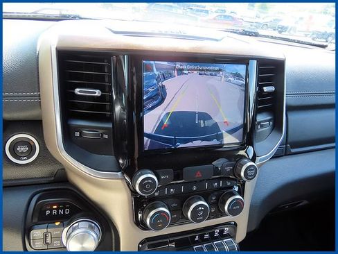 Used 2022 RAM 1500 Laramie AWD/4WD image 23