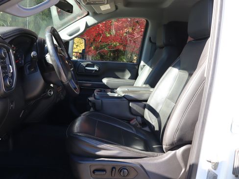 Used 2020 Chevrolet Silverado 2500 LTZ image 15