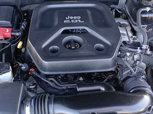 Used 2019 Jeep Wrangler Unlimited Sport image 17