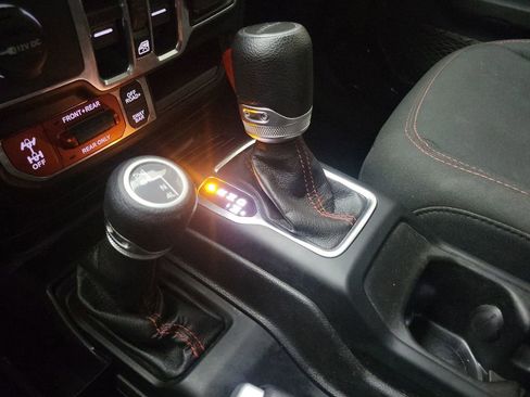 Used 2021 Jeep Gladiator Rubicon w/ Trailer Tow Package image 26