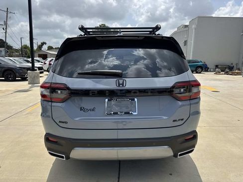New 2026 Honda Pilot Elite image 4