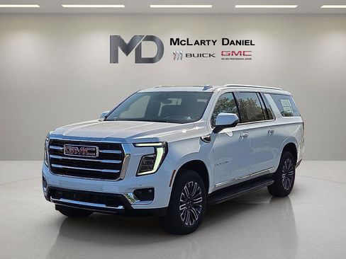 New 2026 GMC Yukon XL Elevation w/ Elevation Premium Package AWD/4WD image 2