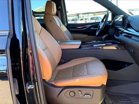 Used 2023 Cadillac Escalade Sport w/ Touring Package image 9