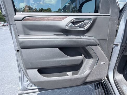 Used 2021 Chevrolet Suburban High Country AWD/4WD image 35