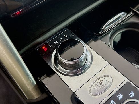 Used 2018 Land Rover Discovery HSE image 20