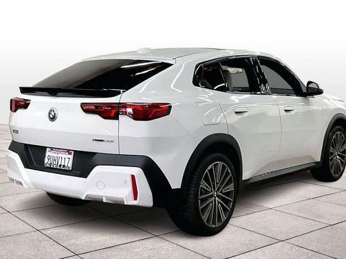 Used 2025 BMW X2 xDrive28i w/ Technology Package image 15