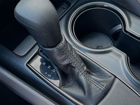 Certified 2019 Toyota Camry LE FWD image 22