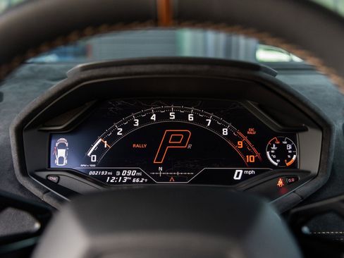 Used 2024 Lamborghini Huracan Sterrato image 35