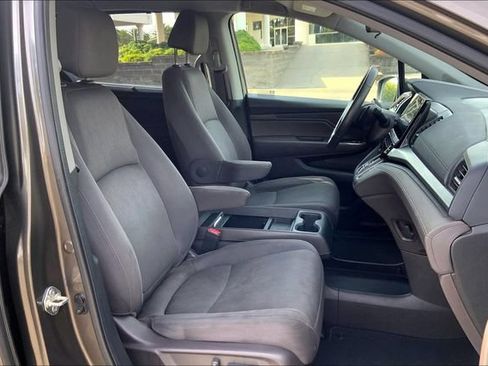 Used 2018 Honda Odyssey EX image 7