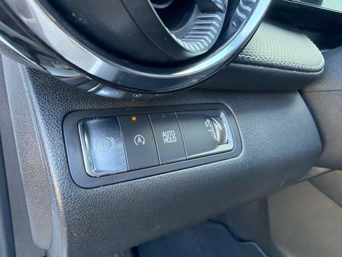 Used 2026 Chevrolet Equinox LT w/ Convenience Package II FWD image 18