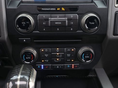 Used 2018 Ford F150 Raptor w/ Equipment Group 802A Luxury image 15