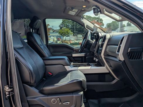 Used 2018 Ford F350 Lariat w/ Lariat Ultimate Package AWD/4WD image 8