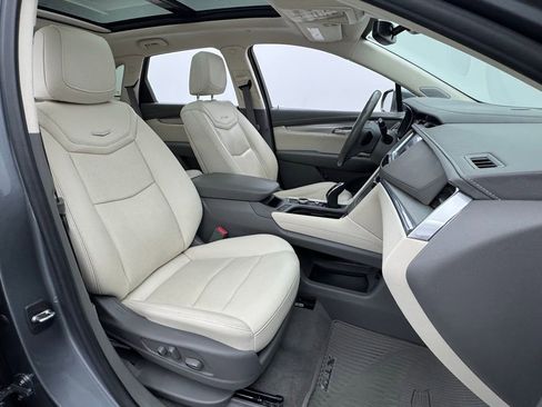 Used 2020 Cadillac XT5 Premium Luxury image 31