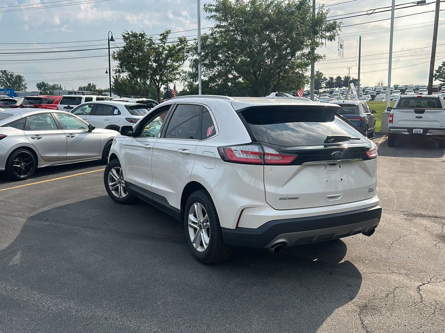 Used 2019 Ford Edge SEL w/ Equipment Group 201A AWD/4WD image 26