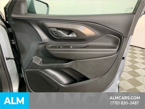 Used 2023 GMC Terrain SLE w/ Driver Convenience Package image 37