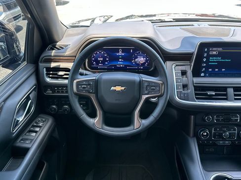 Used 2023 Chevrolet Tahoe High Country AWD/4WD image 14