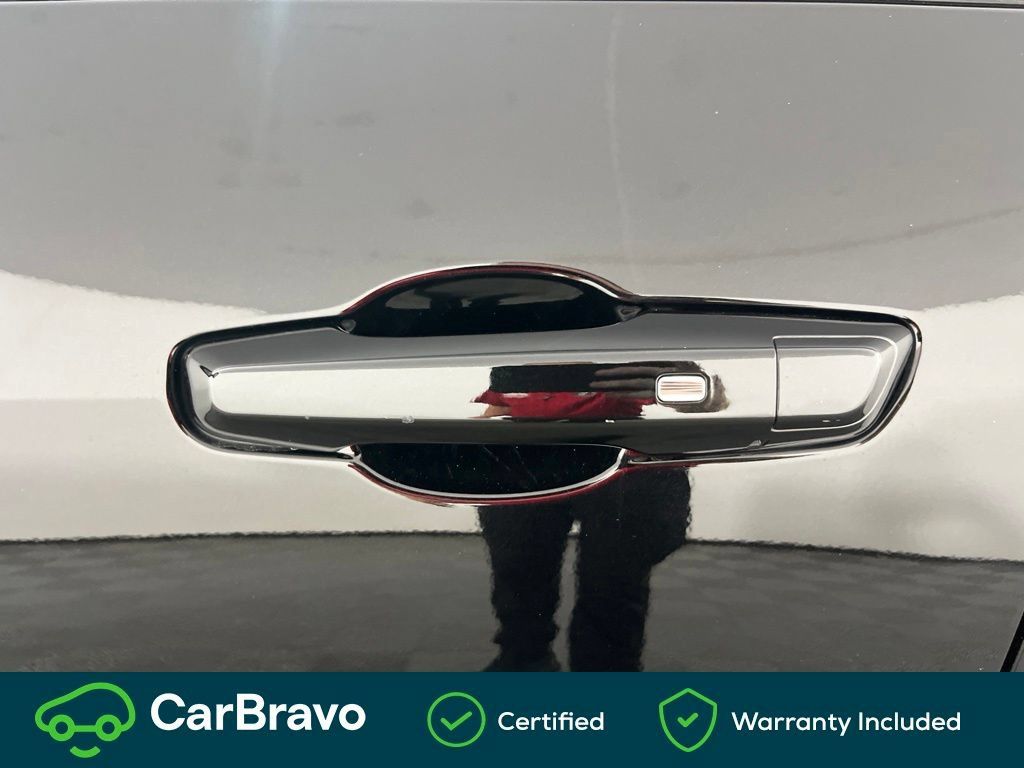 Used 2026 Chevrolet Equinox LT AWD/4WD image 6