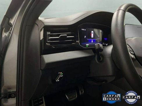 Used 2025 Volkswagen Jetta Sport image 30