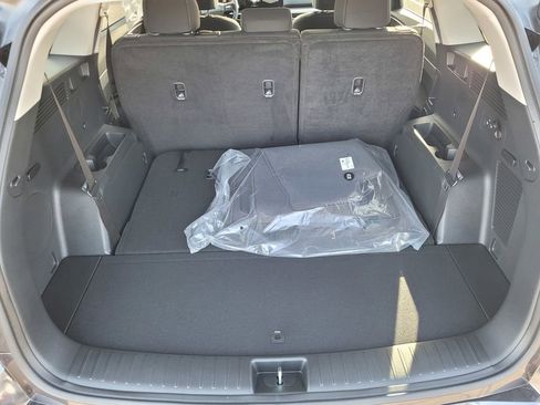 Used 2026 Kia Sorento LX FWD image 7