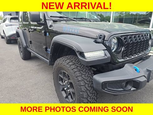 Used 2024 Jeep Wrangler Unlimited AWD/4WD image 4