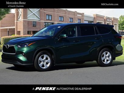 Used 2024 Toyota Highlander LE