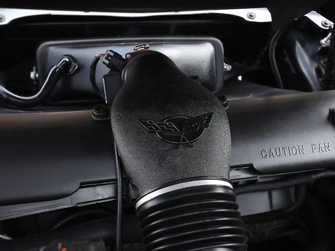 Used 2003 Chevrolet Corvette Convertible w/ Preferred Equipment Group1 RWD image 34