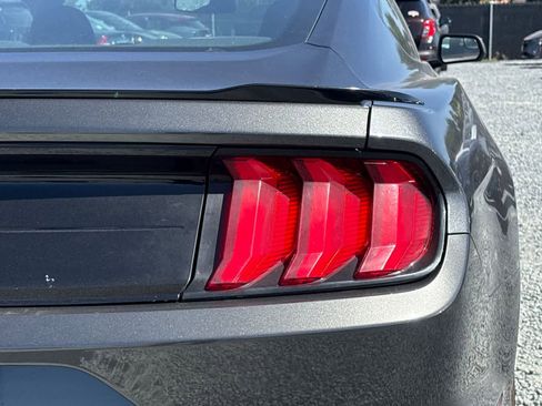 Used 2020 Ford Mustang GT RWD image 13